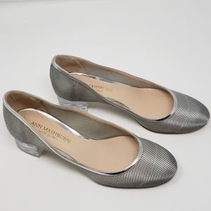 Ann Mashburn silver plumps size 6